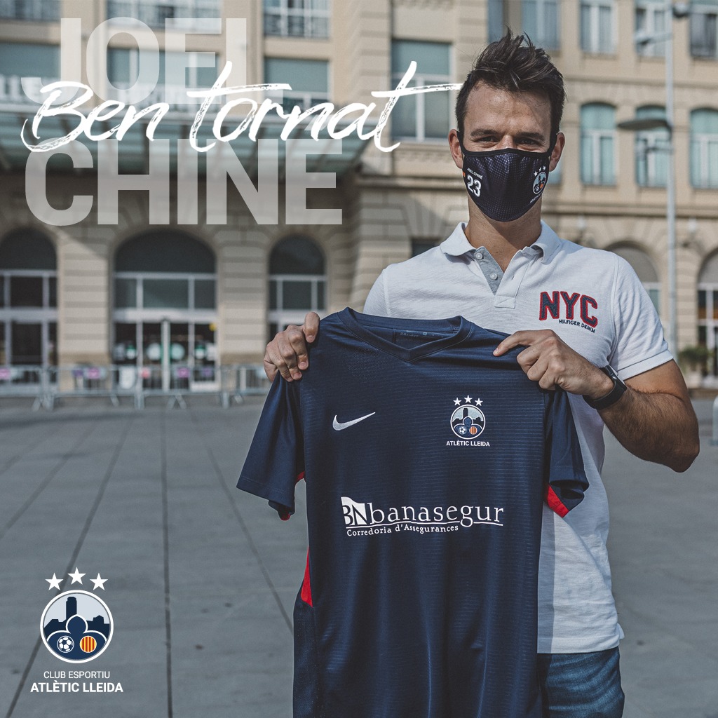 atletic_lleida's tweet photo. RENOVACIÓ | Joel Chiné, seguretat, sortida de pilota i gol des de l'eix de la defensa.

El central, després de sis temporades a l'EFAC, seguirà al club després de superar una greu lesió als lligaments creuats.

Tant de bo et respecti la salut i et gaudim a la gespa, @joel_chine! https://t.co/HDsXCLINfL