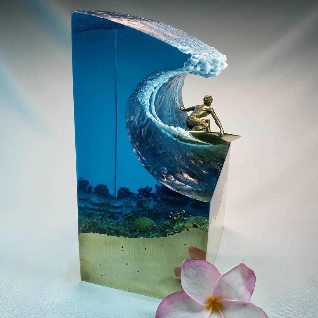 Incredible bronze cast and polyurethane resin sculpture by Dennis Harroun. 8x5x4 inches. Just look at the details 🤯 instagram.com/p/CDt7GfZD_yL/