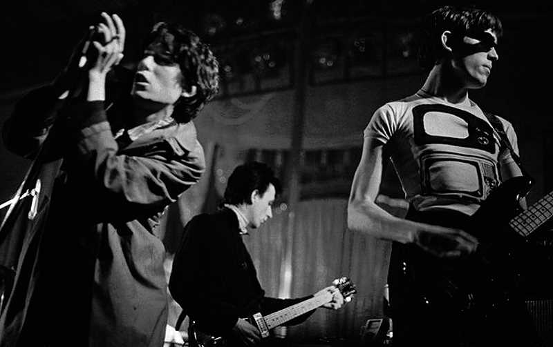 Salieron del #postpunk británico. Y se volvieron referentes de la #newwave en los 80 (su canción #PrettyInPink motivó una película clásica de la época). Abrimos nuestros archivos y repasamos la carrera de <a href="/pfurs/">The Psychedelic Furs</a>.

VIDEOGRAFIA: 1PM/ 9PM (MX) + 3PM/ 11PM (AR)
#ThePsychedelicFurs🌹