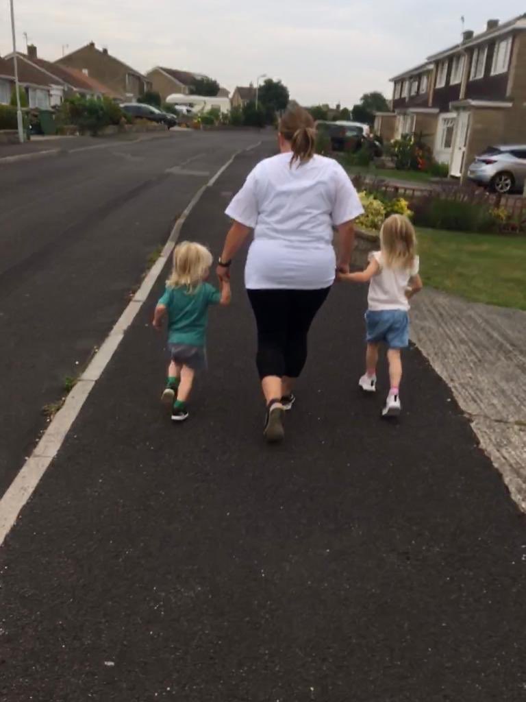 Fastest 2 miles yet...had some help on the final 0.10 of the run 🥰 19/61

I’m doing this for an amazing charity.Please read our story here &amp; donate anything you can 

justgiving.com/fundraising/al…

Thank you for your continued support 💜 <a href="/DorothyHouseHC/">Dorothy House</a> <a href="/The_B_Movement/">TheBowelMovement</a> <a href="/bowelcanceruk/">Bowel Cancer UK</a>