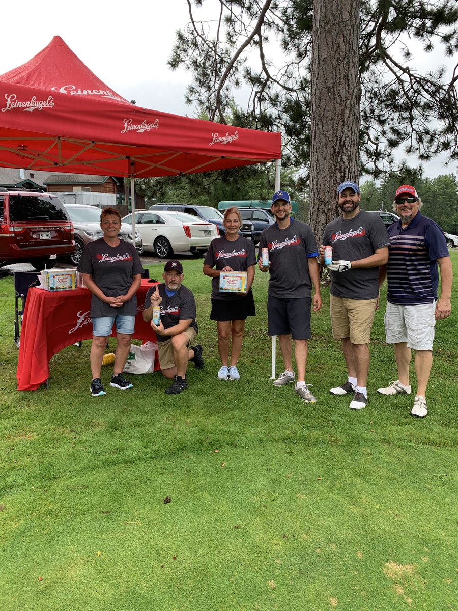 JeffJanssen2's tweet photo. Thanks @DickLeinie for the swag and the spritzer sample!! #GolfForeACause #MondayFunday https://t.co/xxyBl9jn67