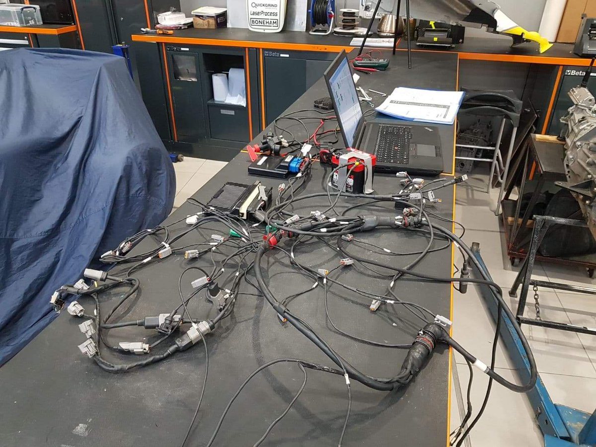 UWRacingFS's tweet image. Head of Electrical Systems Tom Velvick on @HCISystems: "Special thanks to HCI systems for their support with the design and manufacture of our new wiring harness."

More ➡️ tinyurl.com/y3bv5ler

#RacingWolves
#FormulaStudent
