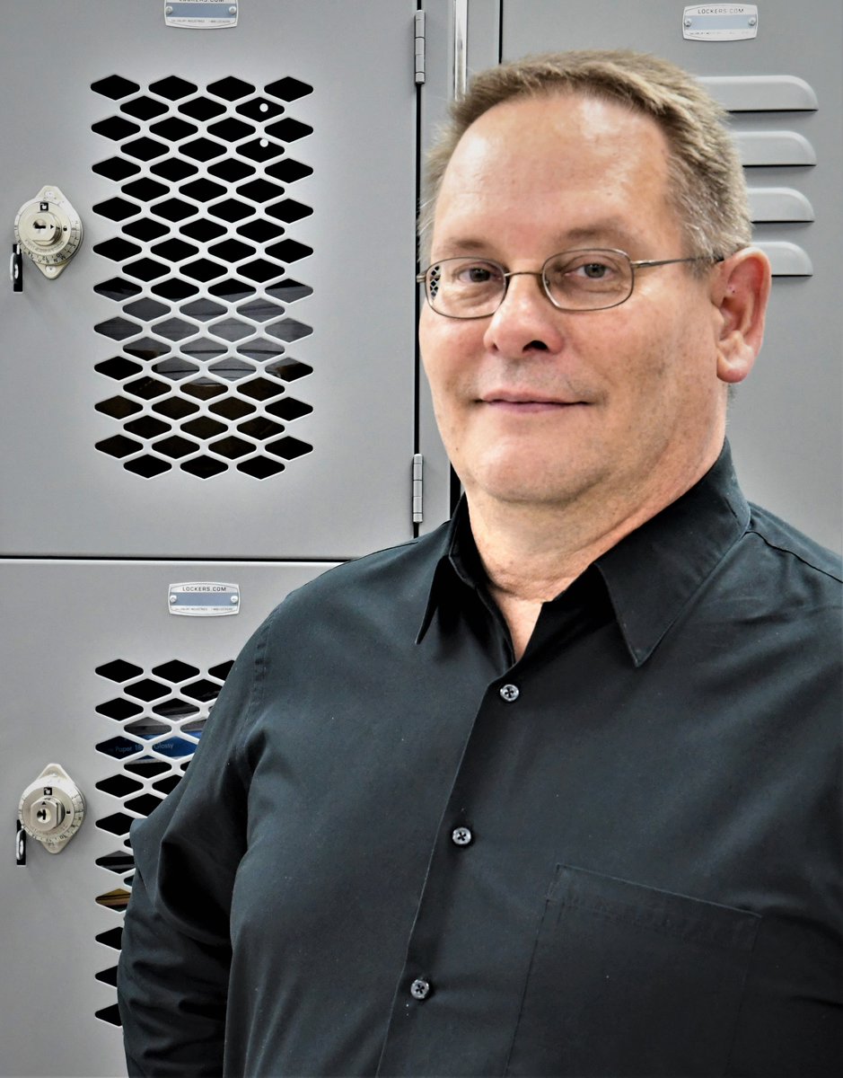 keyless_co's tweet image. Monthly "Meet the Team" Spotlight. Say hi to our Education Sales Specialist, Mark Ross! #keylessco #keyless360 #educationsales #locksforeducation