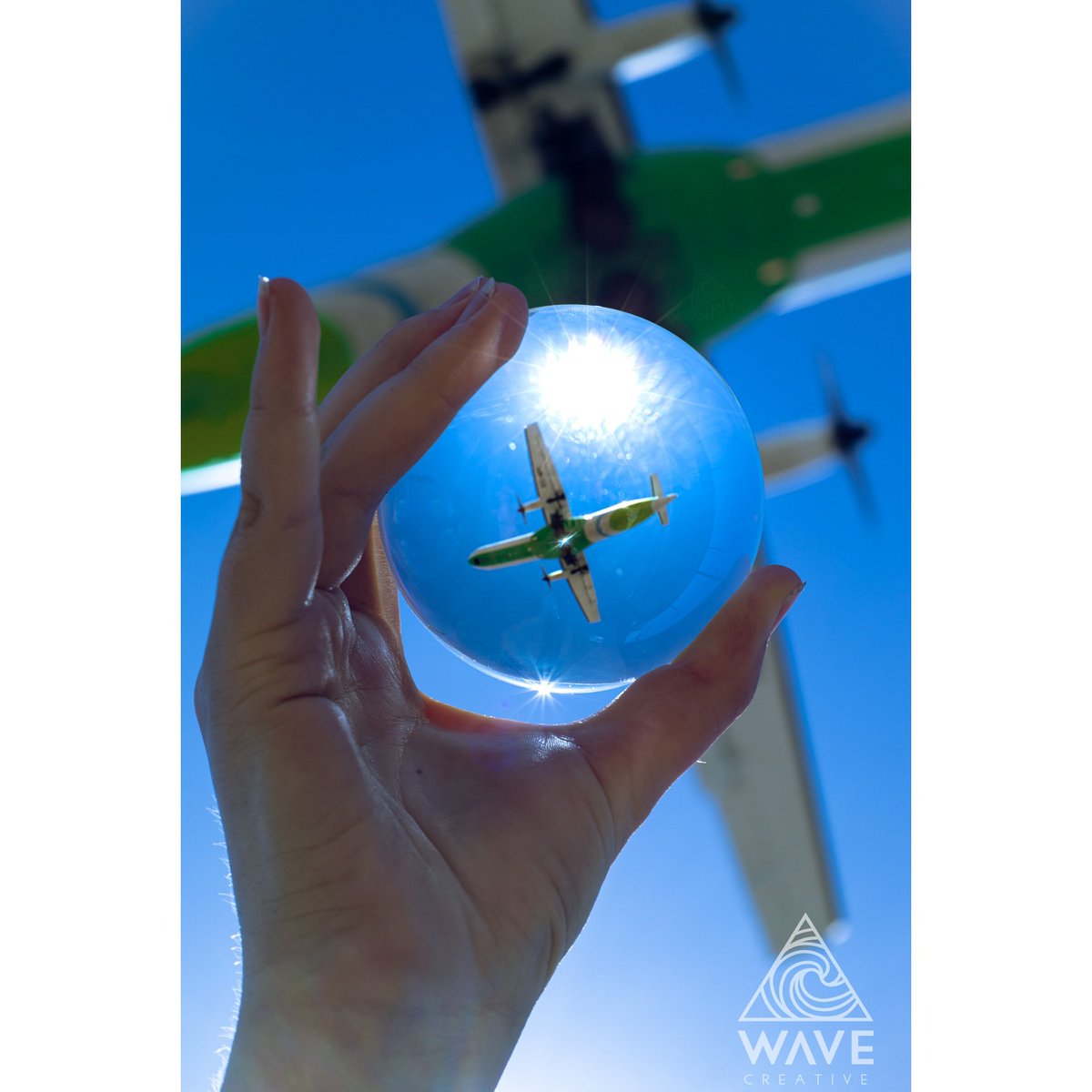 Charliewigmore1's tweet photo. Just waiting for that perfect shot! ✈️ @BinterCanarias
•
•
•
•
#lanzarotecanarias #lanzarote #lanza  #canaryislands #CanonRP #lovinglanzarote #lanzarotelife #wavecreative  #canarias #lanzarotephotographer
#plane #planes #binter #bintercanarias #planespotting #lensball https://t.co/5F5SH252AL