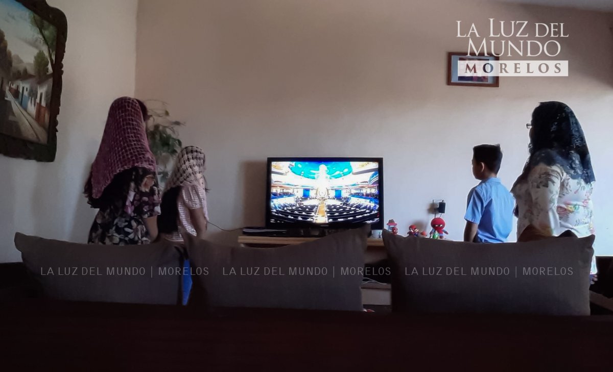 lldmmorelos's tweet photo. #LaLuzDelMundo en #Morelos #México se unió a millones que, en más de 60 naciones recibieron fraternal #bienvenida a la más grande celebración espiritual #SantaCena2020; mediante emotivo mensaje del #ApóstoldeJesucristo #NaasónJoaquínGarcía. #SC2020 #lldm #LLDMmorelos @iglesialldm https://t.co/jpfRcY1b2j