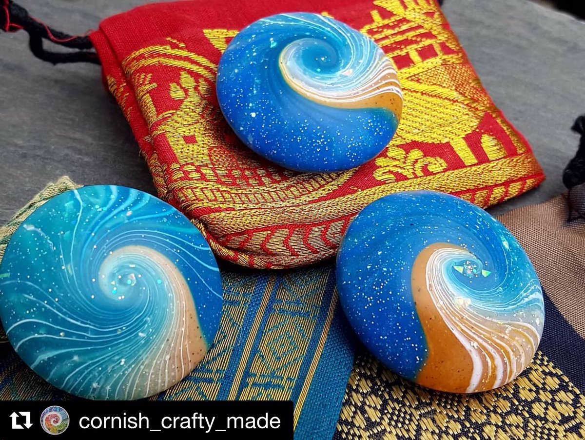 Lizzi at Bizzi Zizzi (@bizzi_zizzi) on Twitter photo Thank you to <a href="/JoyMcEwan/">Cornish Crafty Made</a> for sending me this lovely photo of her Peace Pebbles™ which arrived in the post at the weekend. I really enjoyed making this new design. #peacepebbles #MindfulMonday Thank you to <a href="/JoyMcEwan/">Cornish Crafty Made</a> for sending me this lovely photo of her Peace Pebbles™ which arrived in the post at the weekend. I really enjoyed making this new design. #peacepebbles #MindfulMonday