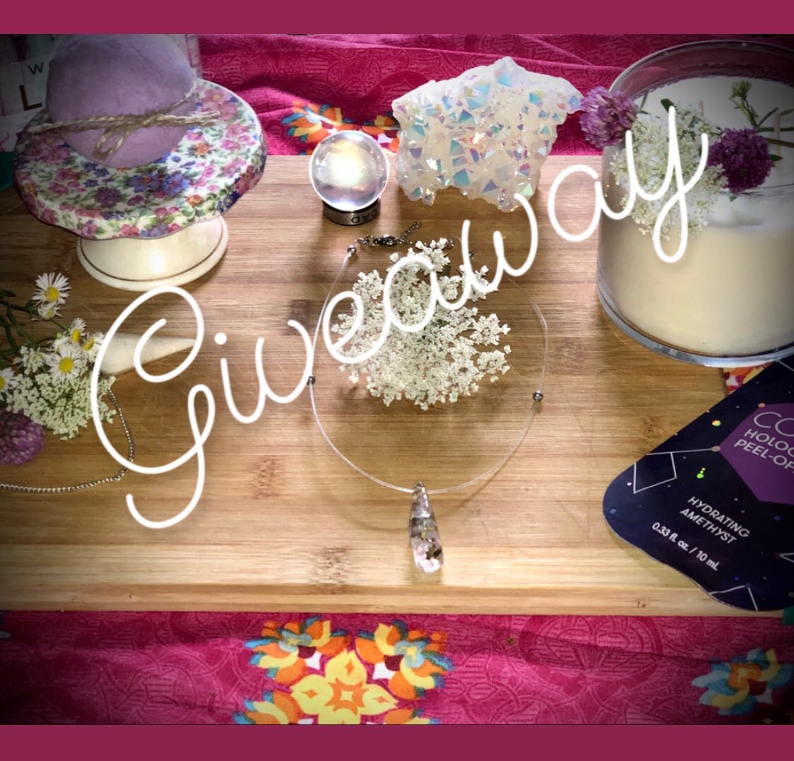 fi_by_alyssa's tweet photo. ✨G I V E A W A Y✨ over on @floatingintent1 IG page! be sure to enter and tag us 🌙💫
•
#floatingintentions #Giveaway #entertowin #instagram #crystals #handmadewithintent #vibes #newbusinessalert #rosequartz #lavender #gratitude https://t.co/KQL59QsKwJ