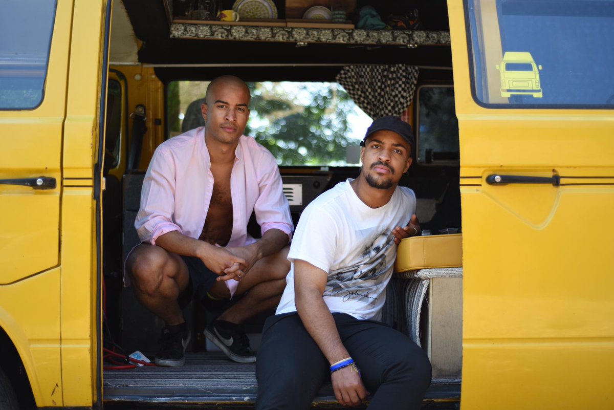 Come Play With Me tweet media