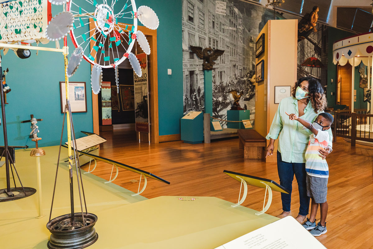 colonialwmsburg's tweet photo. Hey locals &amp; visiting families! Have you visited the newly expanded &amp; updated Art Museums? We've compiled videos, coloring pages, and scavenger hunts to engage your kids before and after your exploration of the exhibitions! #SummerSolved

Check this blog: https://t.co/pprDIPdb05 https://t.co/RNghmBDUTv
