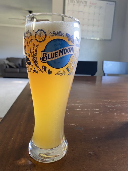 Finessed this dope ass cup from Olive Garden a year ago. I love it. 🥰 https://t.co/0wsrJ0OXRH<a href="/tag/filthyfridayz"class="tags"><span>#filthyfridayz</span></a>