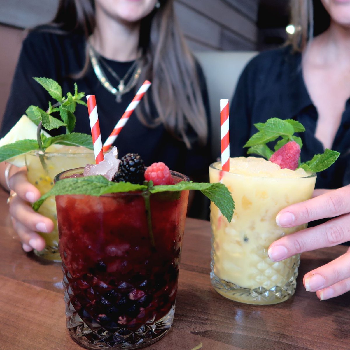 Start your week with us and enjoy a cocktail or mocktail. 

All our fruity cocktails are made with fresh fruit to give that extra delicious taste. 🍓 🍍