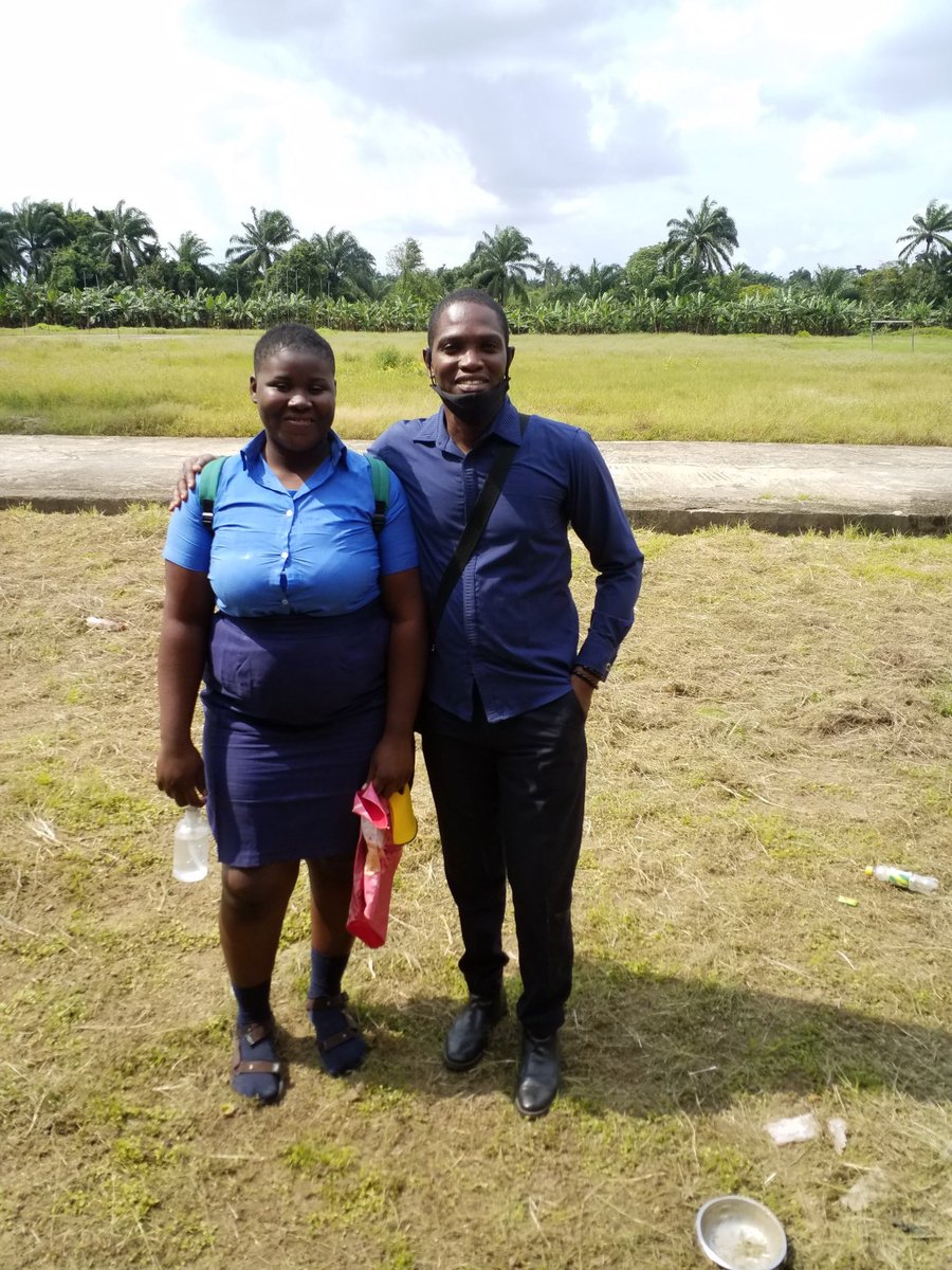 ShoyemiAyo's tweet photo. After school resumption see my student , can you see how fat they have gotten @DjedjeVictoria @CitizenPeper @opimacity @mhiz_debbi https://t.co/YBgeOsfRHv