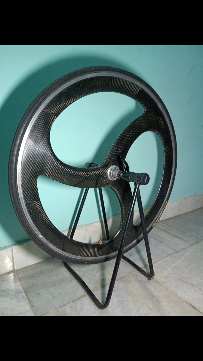 WidhasPutra's tweet photo. #fnfjb bismillah, 

WTS, 3spoke carbon, sm ws 8m 

Harga: 7,7,WA 081382597242 https://t.co/8DSUJRxYy3