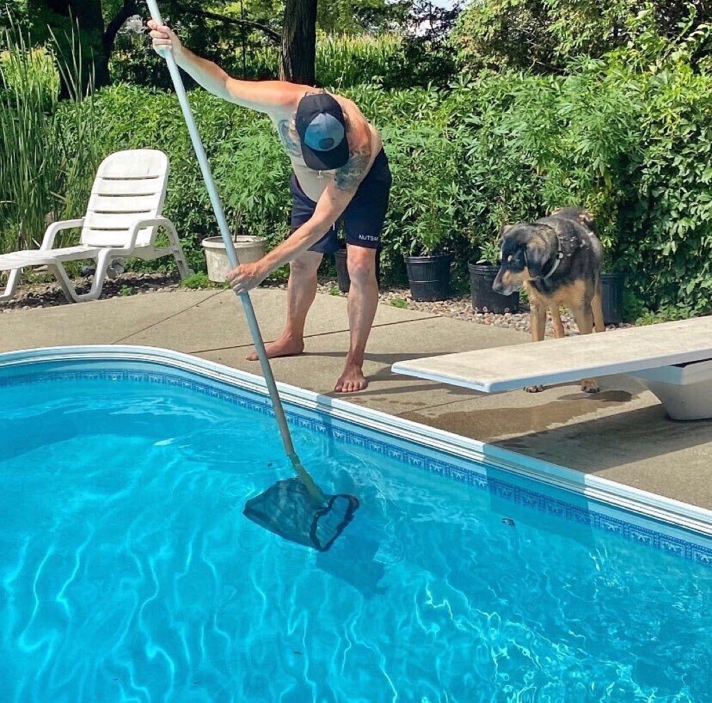 TwigandBarrysCA's tweet image. It's Modern Day Caveman Monday!

Name: Ted
Location: Bornholm, ON
Occupation: Rockstar
Hobbies: 60 and Retired, loves to sit back and get wired. 

No judgment. No shaming. No fancy words. Just real men.

#moderndaycaveman #twigandbarrys #essentialsforhim #mensapparel