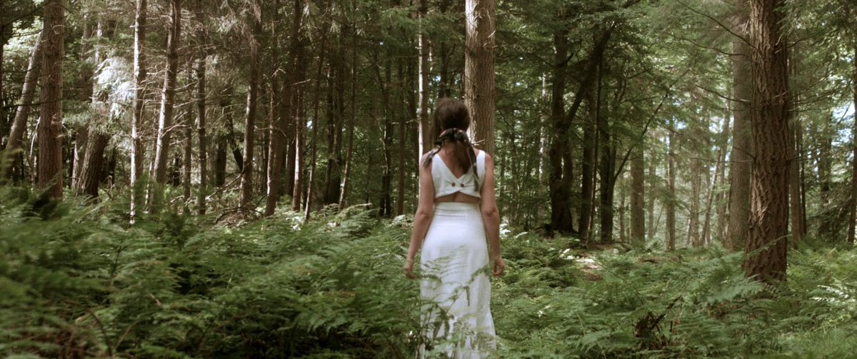 amazingradio's tweet photo. A great new track to play this hour from a new artist to @Frankie____ 's ears @kateelake with 'Sparks'

https://t.co/ExAFn6bjk3 https://t.co/yzpsVsksX2
