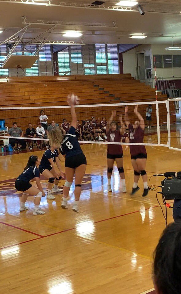 NECVolleyball's tweet photo. ONE WEEK TILL PRESEASON!!! Seachelle Rivera #14 says
“I can’t wait to get back on the court and make new friends. And definitely ready to see the different lifestyle.“  #Grims #Volleyball #7DAYS https://t.co/eiG8rChvRn