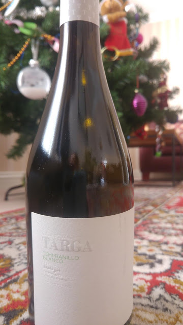 If the bragging rights of <a href="/winepages/">Tom Cannavan</a>' obscure-yet-lovely Tempranillo Blanco is your thing, this one is also a goodie - Targa Rioja Tempranillo Blanco 2018 cambridgewineblogger.blogspot.com/2019/12/targa-…