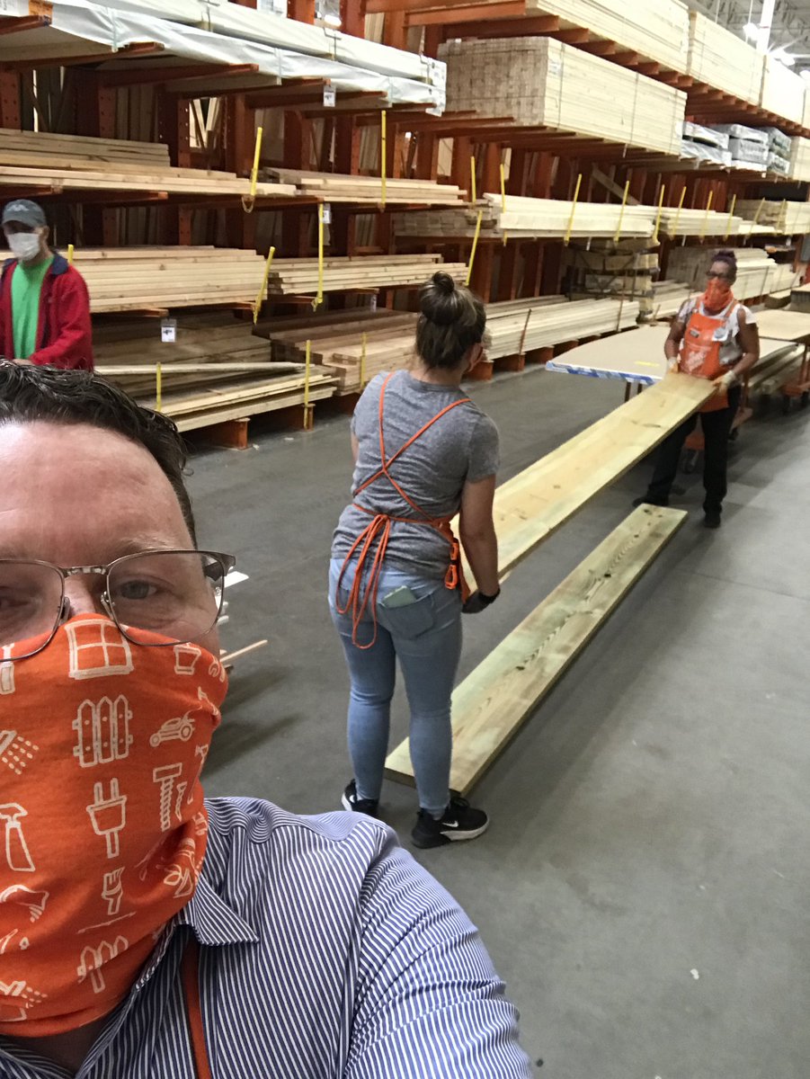 AndyShawTHD's tweet photo. Caught Orange-Handed!! Great job ASM Tara and DH Emily working safe with gloves, and using a team lift to clean up our lumber aisle! Thank you for leading by example and working safe! #safetyselfie #PittsfieldPride #D237strong #NEProud @marantes1 @JasonArigoni @TaraPittsfield https://t.co/zIK9n6clmu