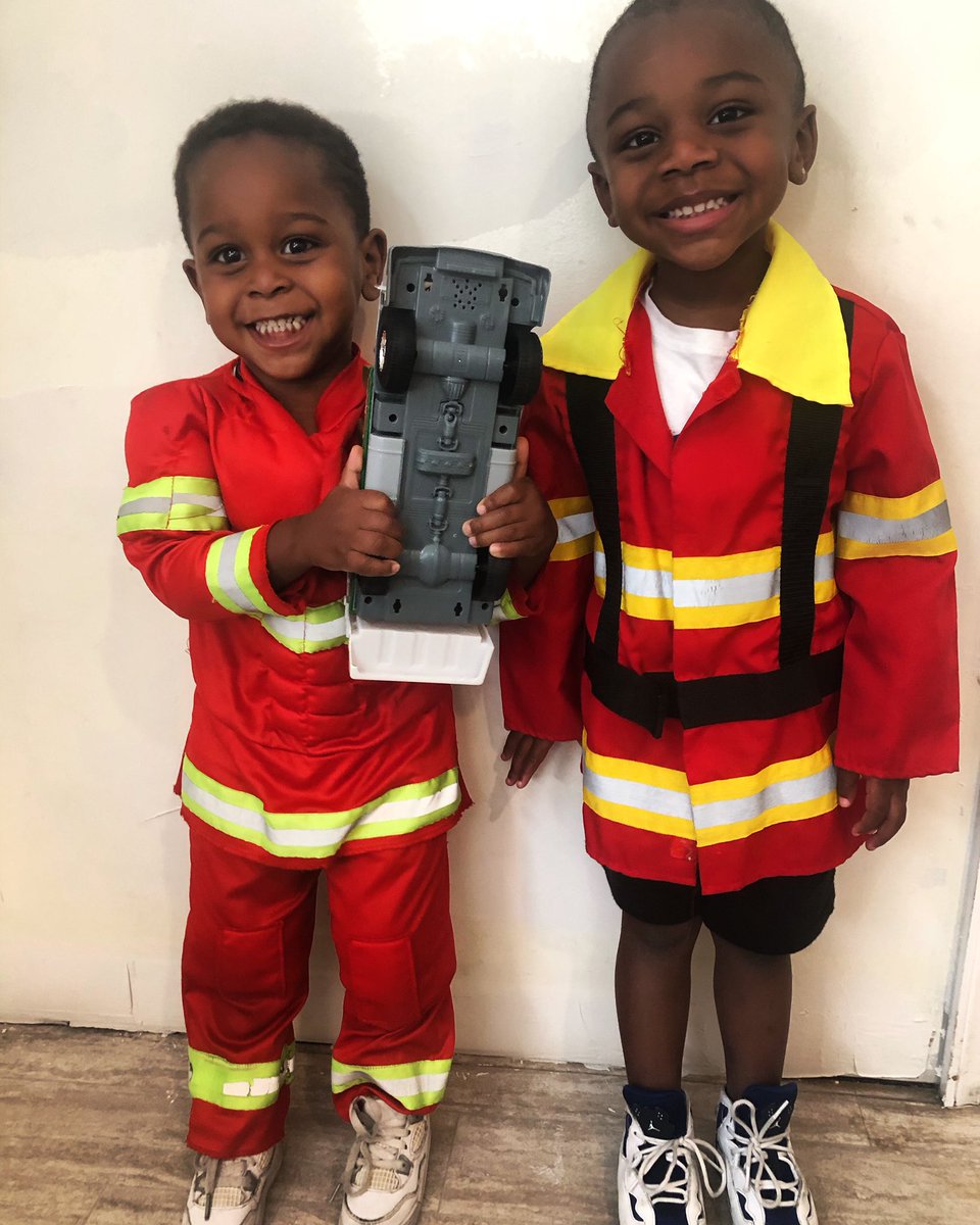 Unique Little Hands tweet media