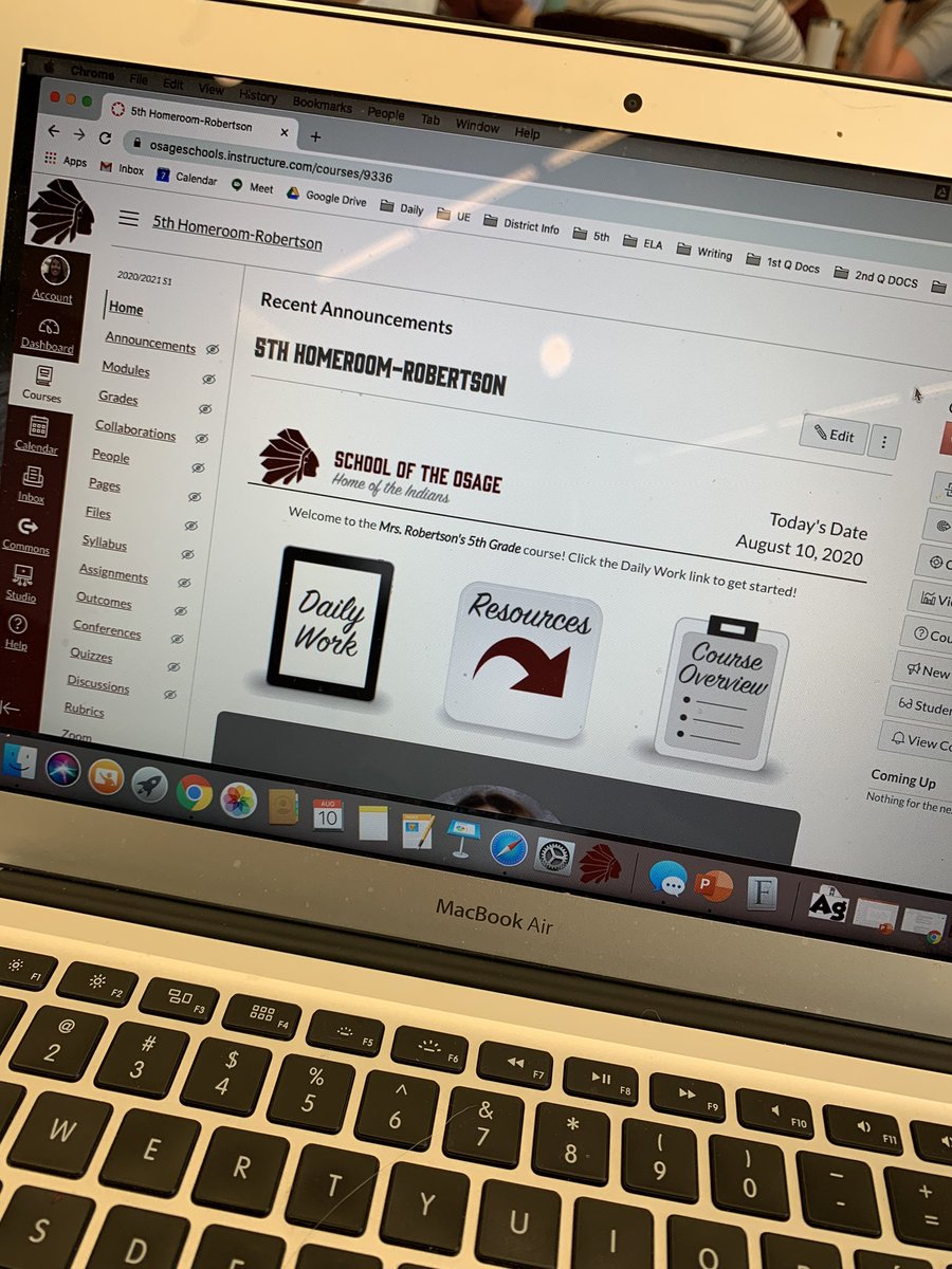 JordyJRob's tweet photo. Getting ready for the new school year with @CanvasLMS trainings with @eric_mar10 & @amyannfowler! #oneosage https://t.co/knqfBXnn3S