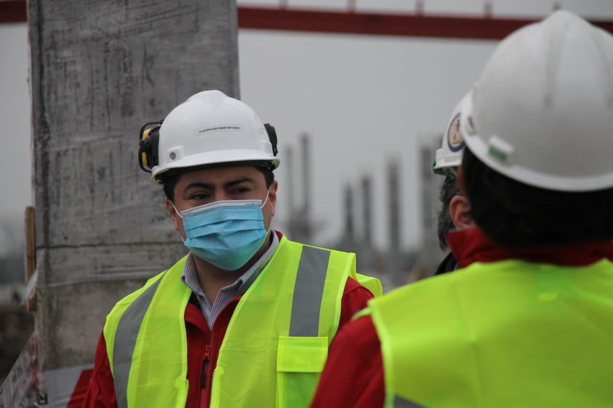 enriquerivasr's tweet photo. 300 puestos de trabajo generará aproximadamente el centro comercial Vivo Outlet que se esta construyendo en la avenida Vicente Méndez de #Chillán. Visitamos las obras  junto al director regional del @IslNuble , Claudio Escobar! #Cuidemonosentretodos #Diguillinunido https://t.co/4dyQPigsCa