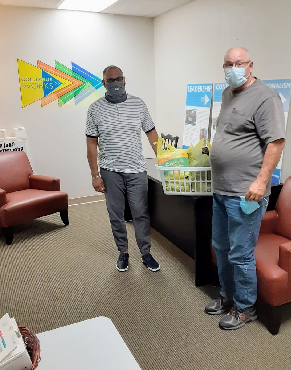 Columbus_Works's tweet photo. Another Columbus Works Member has moved from shelter to his own home, is working full-time, & moving ahead! Rejoice with Phil as he receives a house warming basket from his CW Coach & is achieving his goals for a better life! #ColumbusWorksWorks https://t.co/wbKtqcuNTM