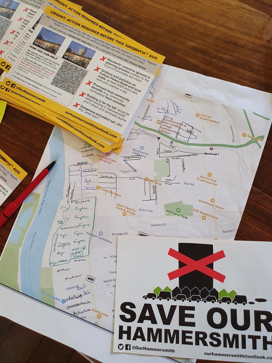 LadyLisaHryn's tweet photo. Hi @OurHammersmith more signs around #lbhf supporting #LBHFTRA opposition to #Dominvs #Megahotel in #conservationarea #cycleLane #pollution @MayorofLondon JulesPipe #LBHFTraffic https://t.co/F2mQXaxAuO
