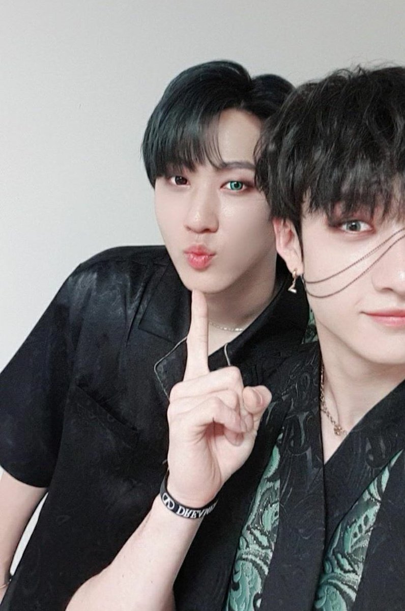 skztang's tweet photo. our #dwaekki, thank you for constantly making stays happy and hope you #stay happy as well make sure to get some rest and stay healthy. ilysm and I'll continue on supporting u #changbinbestboy #happyCHANGBINday #pabbit #straykids #changbinbestrapper https://t.co/nEaE2PjB04