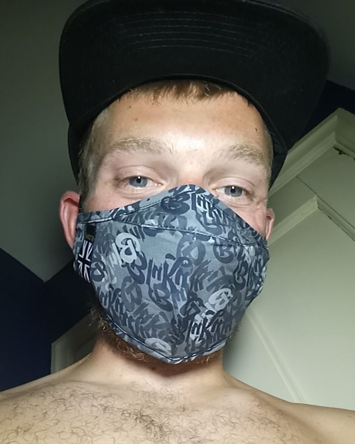 INTLGrime's tweet image. My New @DDoubleE7 
#BlukuBluku 😷 Arrived I Have Both Green &amp;amp; Grey Now! 🔥 
@blukuwear

#DDoubleE #NewhamGenerals 
#grime #grimemusic #ukgrime #grimeartist #grimescene #ukgrimescene #140bpm