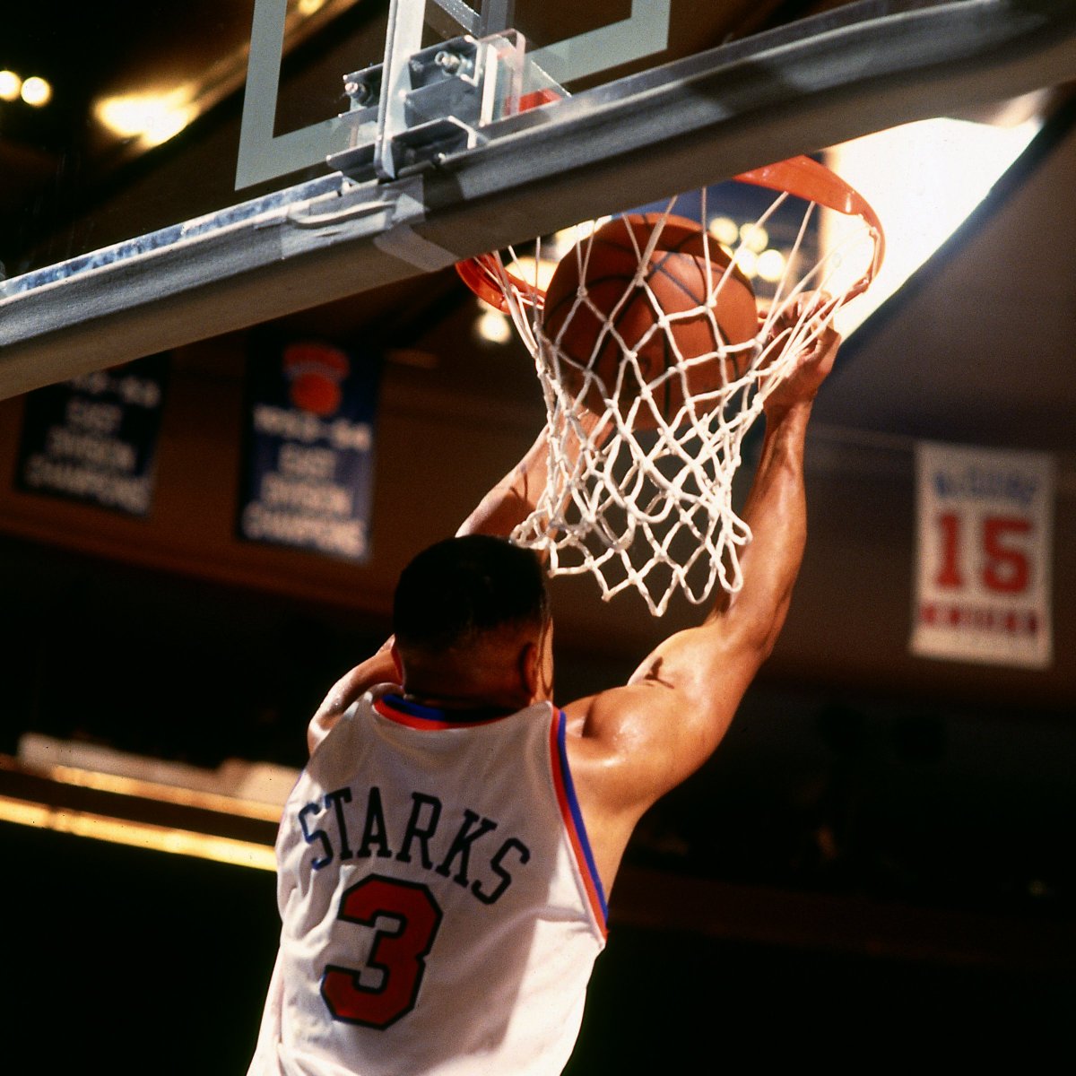 KnicksMSGN's tweet photo. ▫️4 different colleges in 4 years 
▫️Undrafted in 1988
▫️The Dunk in 1993
▫️1997 6th man of the year
▫️Knicks all-time leader in made 3s

RT to wish @nyknicks legend John Starks a happy birthday! 🎈 https://t.co/aSmFinfXWG