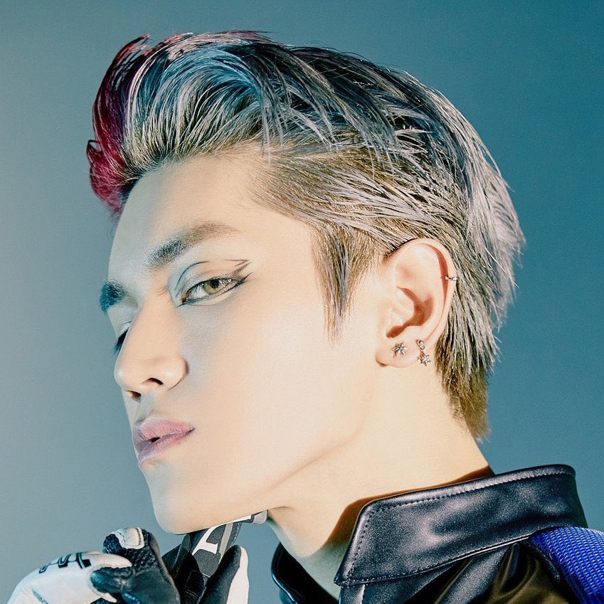 โคดี้/สไตล์ลิสดูสนุกกับการจับน้องแต่งตัว แต่งหน้า ทำผมให้น้องแทยงมากล่าสุดเขียนตาอะไรไม่รู้แต่ปังมาก