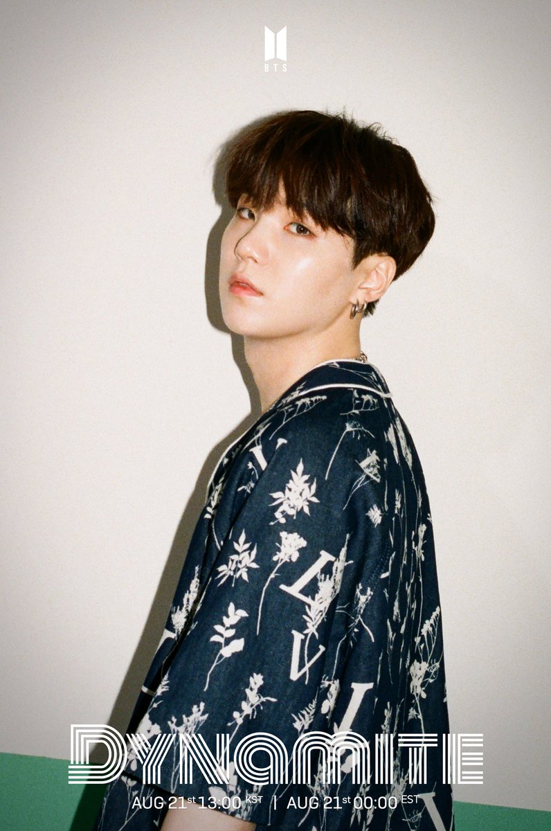 Jul__bts's tweet photo. They are so fucking handsome 💜💜
#1stDynamiteTeaser
#BTS_Dynamite 
#BTS https://t.co/EtXtT8dzh0