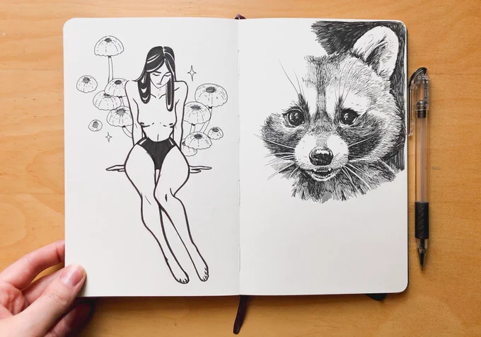 filling some sketchbook pages today ? 
