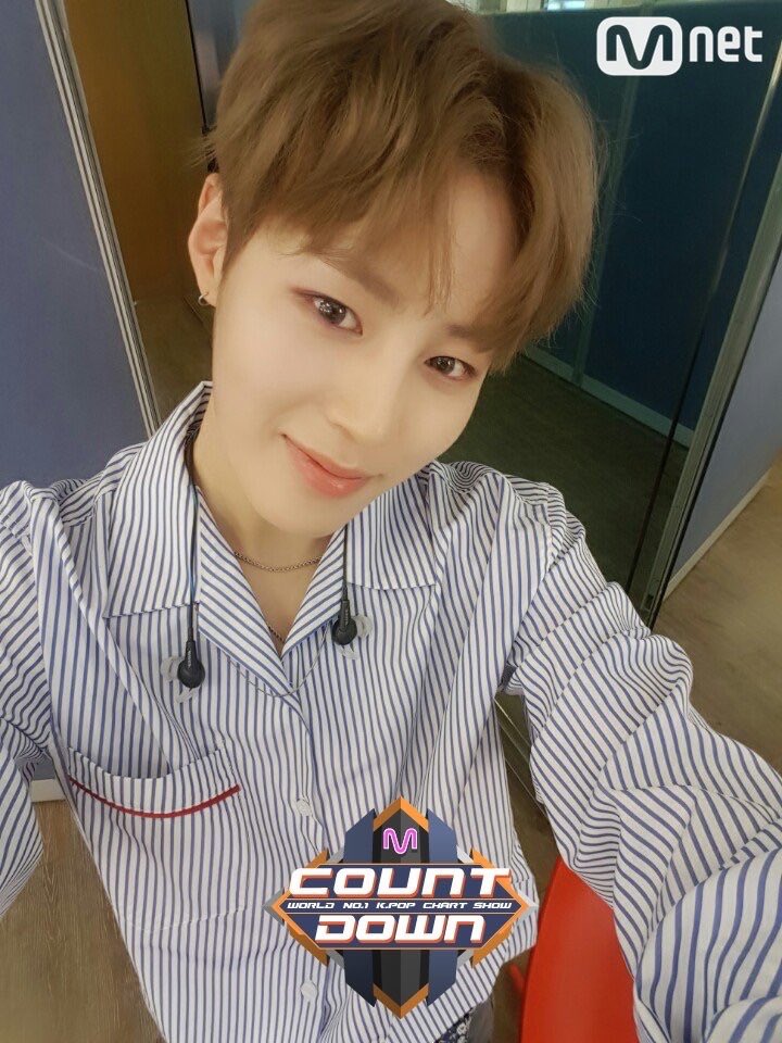 woonirang_g's tweet photo. 시간여행자 하성운.. https://t.co/yNiU0Jwdb7
