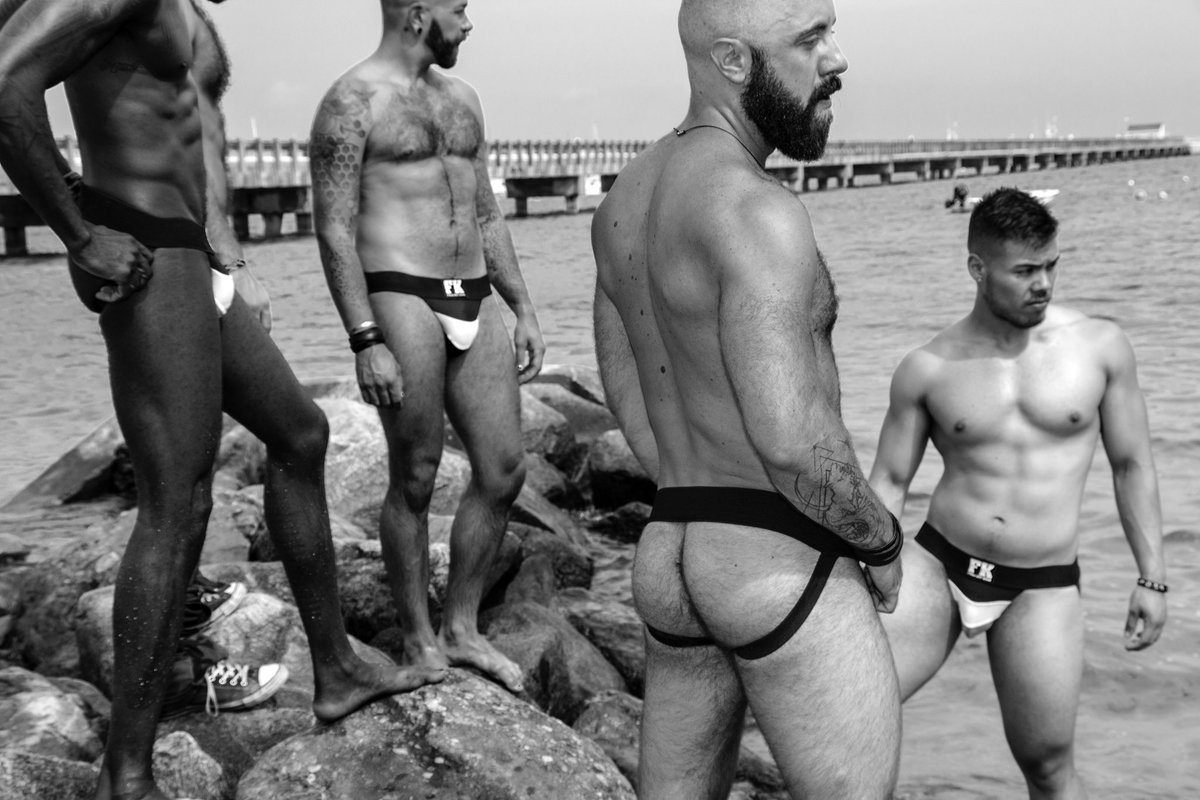 CoitPhotography's tweet photo. #ptown #dickdock #coitphotography #fullkitgear https://t.co/xzPvUAXAo0