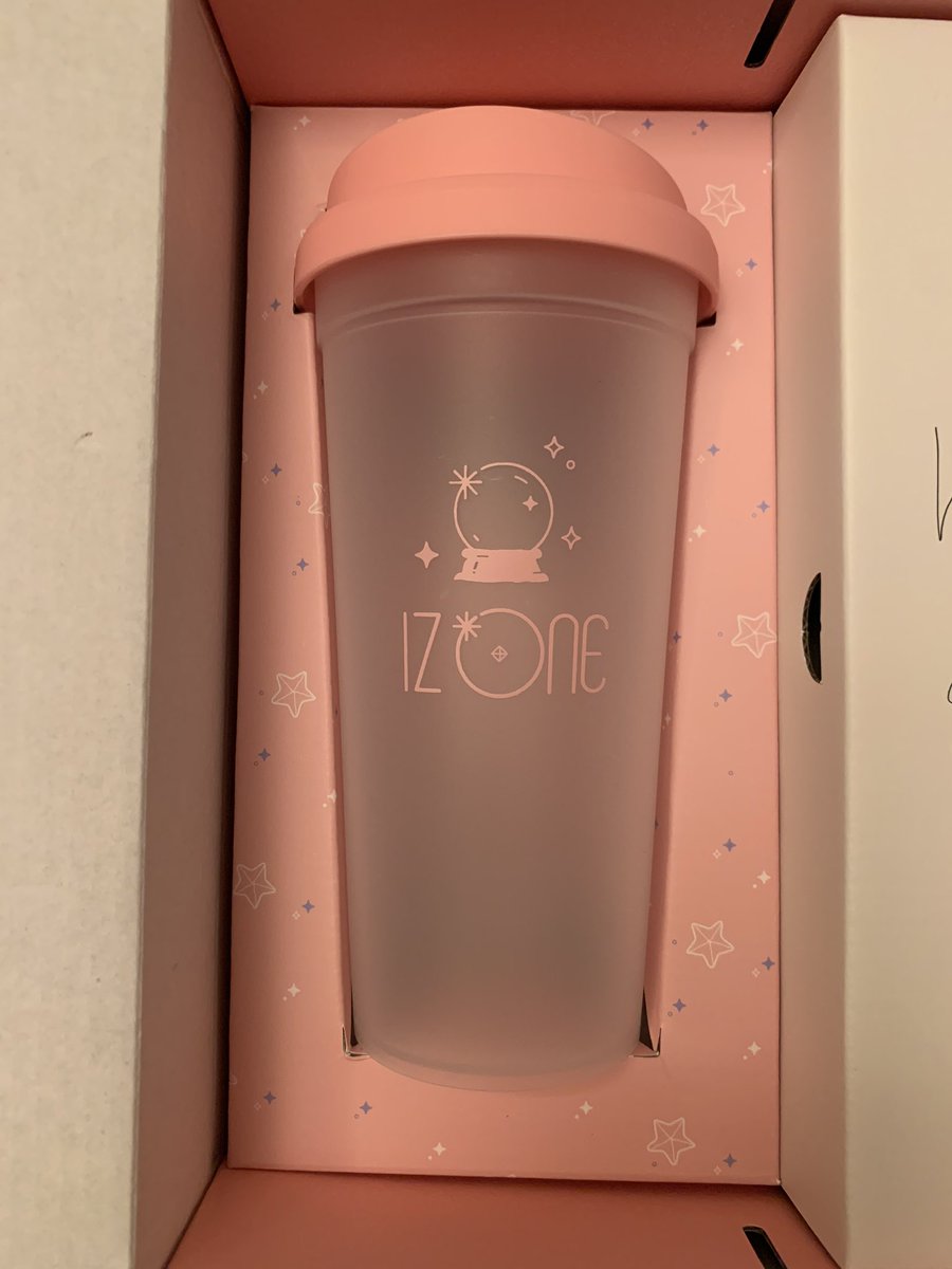 izonesfeather's tweet photo. izone said drink your water bitxh https://t.co/kfo6TYATZZ