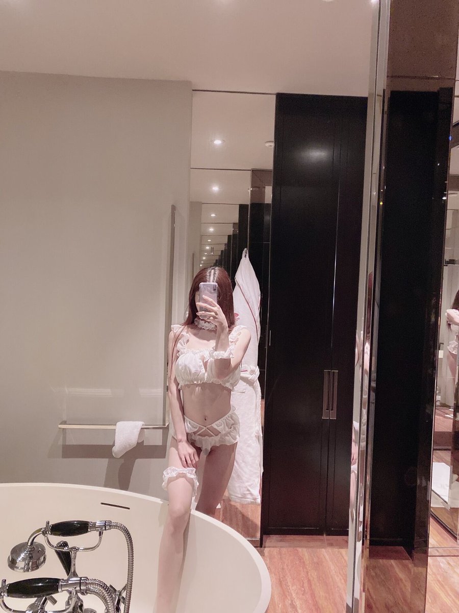 fusucos2's tweet photo. 都是
全身纯天然 无纹身 
皮肤细腻 待客温柔
你想要的全都有
人照无差、国内资源
V:fan17121600

#cos #cosplay #土豪 #实力金主 #二次元 #二次元墙 #零花钱 #cos零花钱 #拯救吃土少女 #约炮 #黑丝 #白丝 #全国空降 #包养 #一对一 #cos援 #cos援助 #一夜情 #学生包养 #全国约炮 #金主 #萝莉 https://t.co/F3KmdkPRfZ