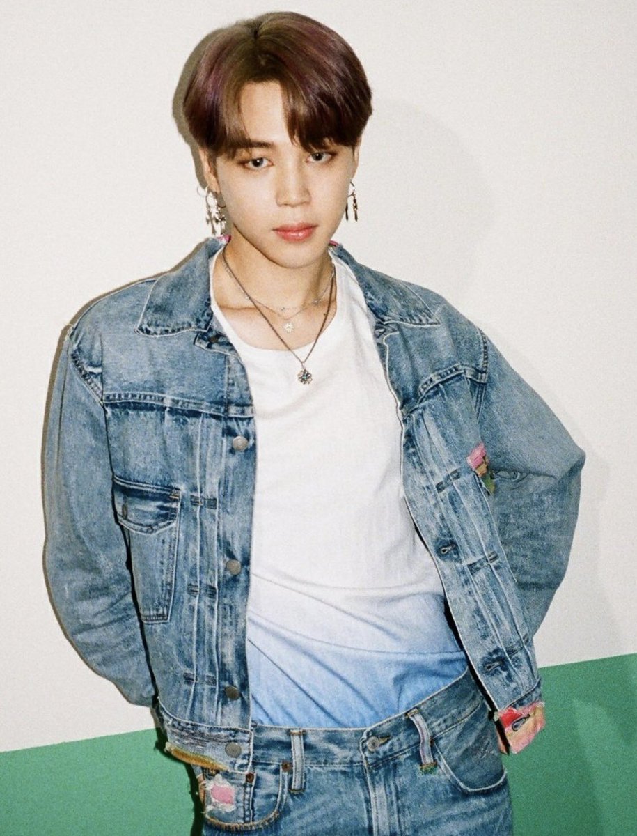 kpopmula's tweet photo. JIMIN DID THAT- #1stDynamiteTeaser #JIMIN #JIMINS @BTS_twt https://t.co/dJx4C0V7pa