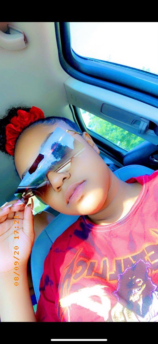 __Rel95's tweet photo. Oh yโall acting bad huh๐๐บ๐ฟ๐ฅต
*dm me for purchasing info #shellyshades ๐๐พ https://t.co/XsF5LILt6y