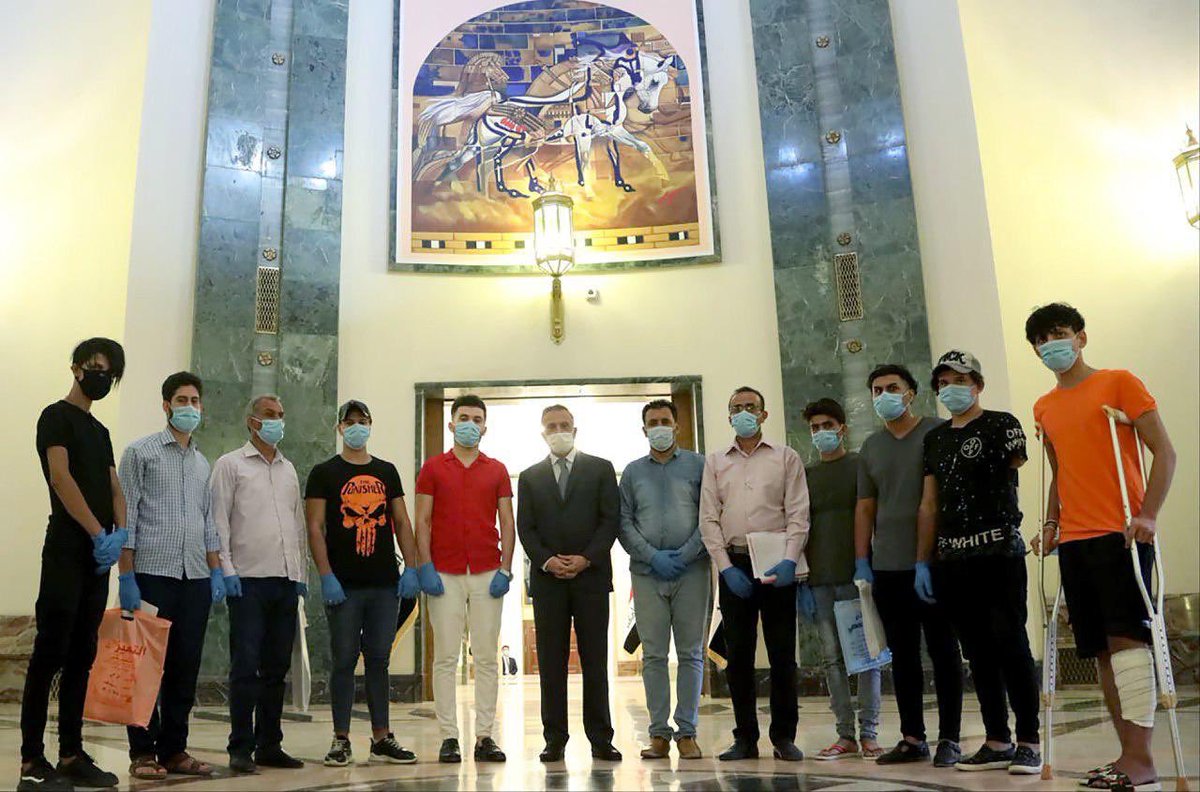 IraqiPMO's tweet photo. رئيس مجلس الوزراء @MAKadhimi : أن الحكومة عازمة على تحقيق مطالب المتظاهرين السلميين، والتي تعد من أولويات برنامجها الحكومي. https://t.co/kueYt1Cpux