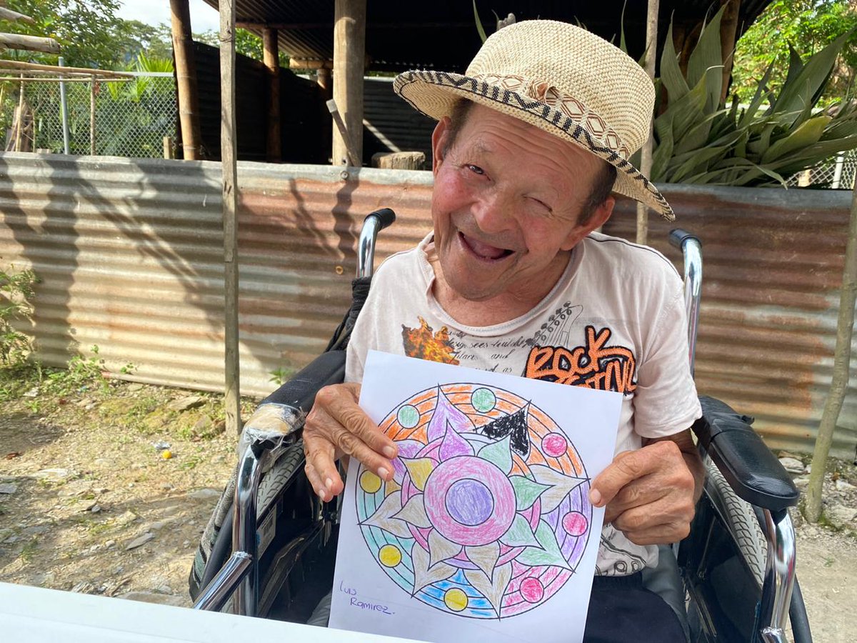 2020Topaipi's tweet photo. La 🏛 administración municipal, en Coordinación 🤹‍♀️ #Cultura y #Turismo  se llevan a cabo  jornadas de actividades de #estimulación cognitiva y #mandalas de relajación que estimulan la creatividad de nuestros 👵 #adultos en el  🧓hogar de paso en nuestro municipio #Topaipí. https://t.co/sOz24zJnoC