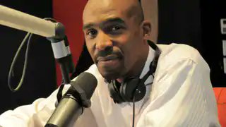 Deeply heartbreaking and saddened to learn of the passing of radio legend Bob Mabena. My condolences to his family, colleagues and listeners.  #RIPBobMabena