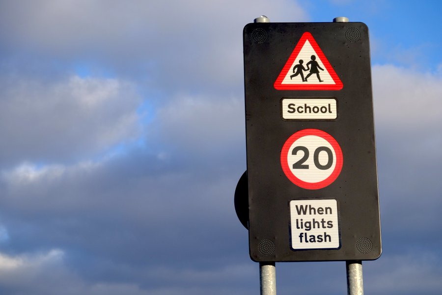 ⚠️Drivers: It's been a while, but school pupils will return to #Shetland #schools from tomorrow - Tues 11th August.  #20mph zones will be active around #SICSchools. Please keep your speed down, park responsibly and look out for children. Thank you 🙏🚸🚘 #TwentysPlenty #SICRoads