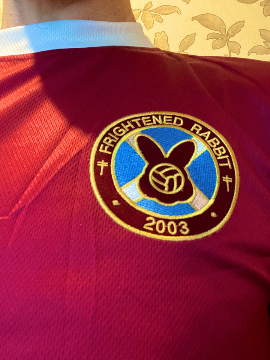 ohallerjam's tweet image. Love the new shirt - thanks @_Bands_FC @FRabbits #tinychanges