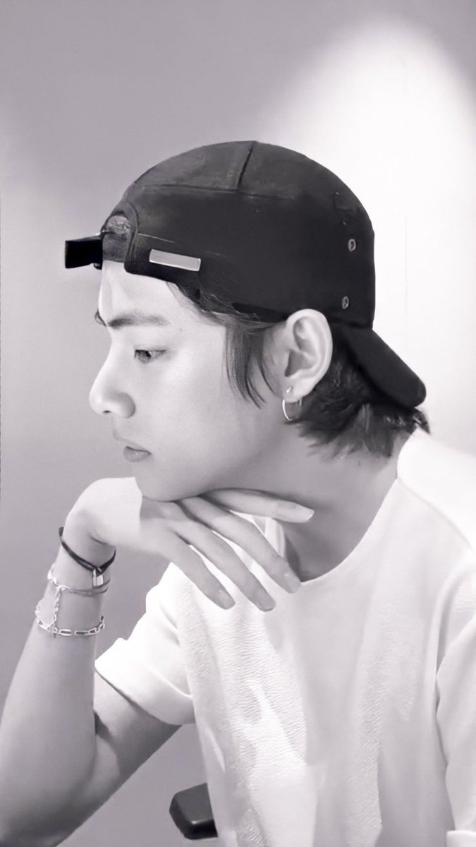 Plutawan_'s tweet photo. นี่ชอบแทฮยองมุมข้างมากกกกกกก โอ้ยยยยยยยย https://t.co/LBYf0lygpF