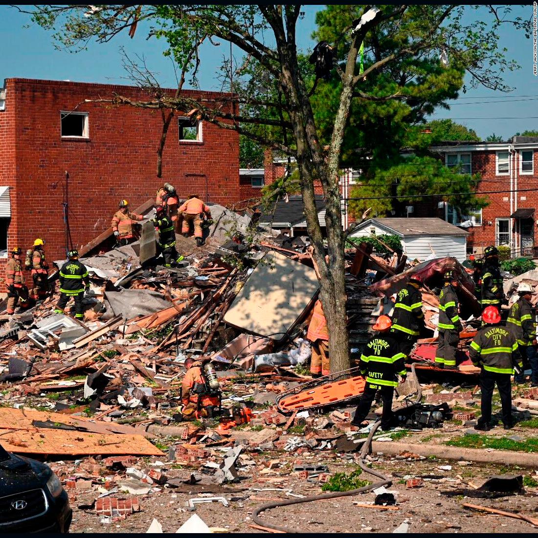 AnimeSanctuaryg's tweet image. Best wishes to the people of Baltimore. I hope everyone gets out from the debris and rubble safely and in good health.

#Baltimore #BaltimoreExplosion 

Image Source: CNN