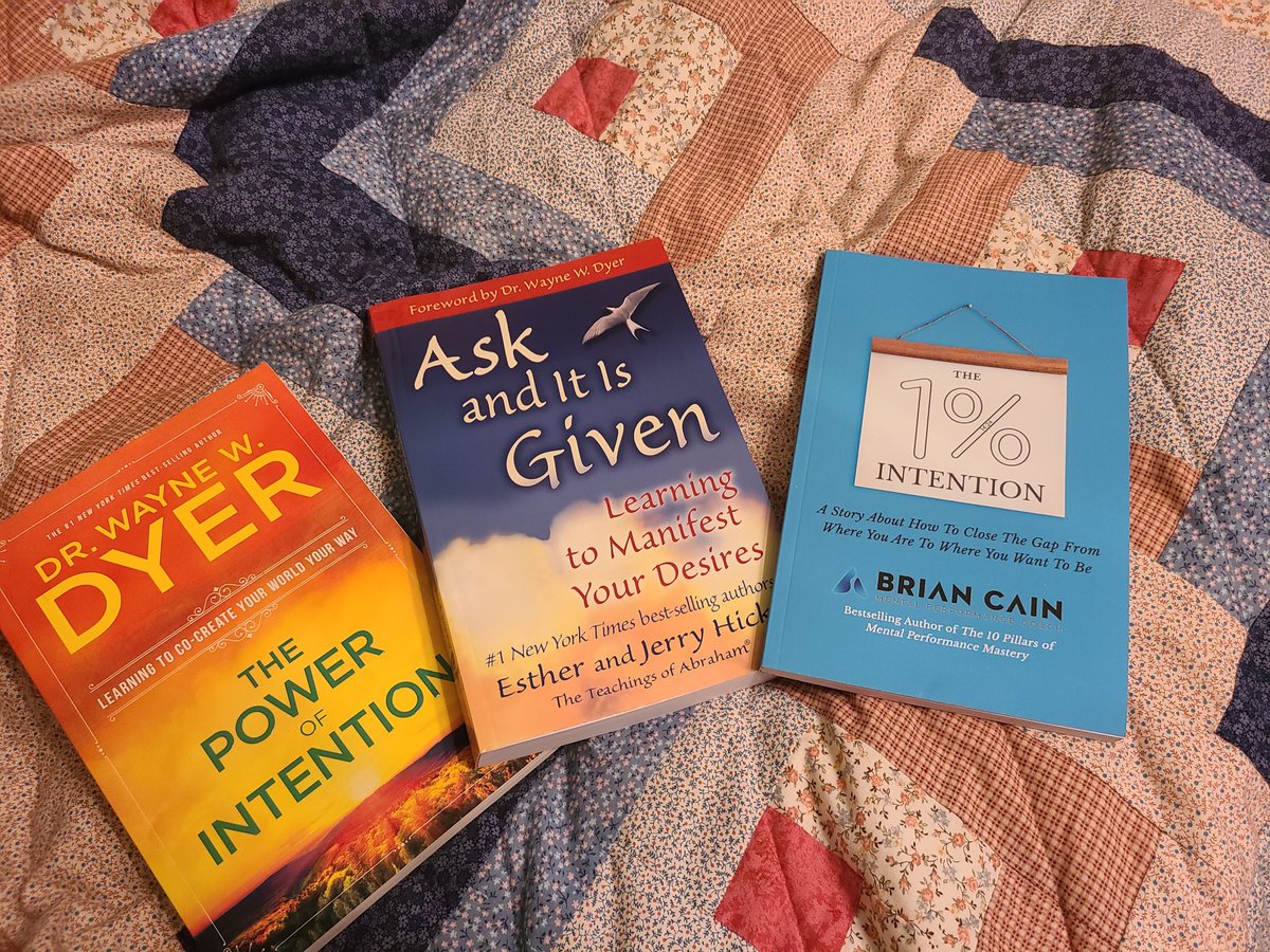 Some new reading material featuring <a href="/BrianCainPeak/">Brian Cain</a> 1% Intention! Feed your mind 🧠 
#Mindset #Growth #Intention