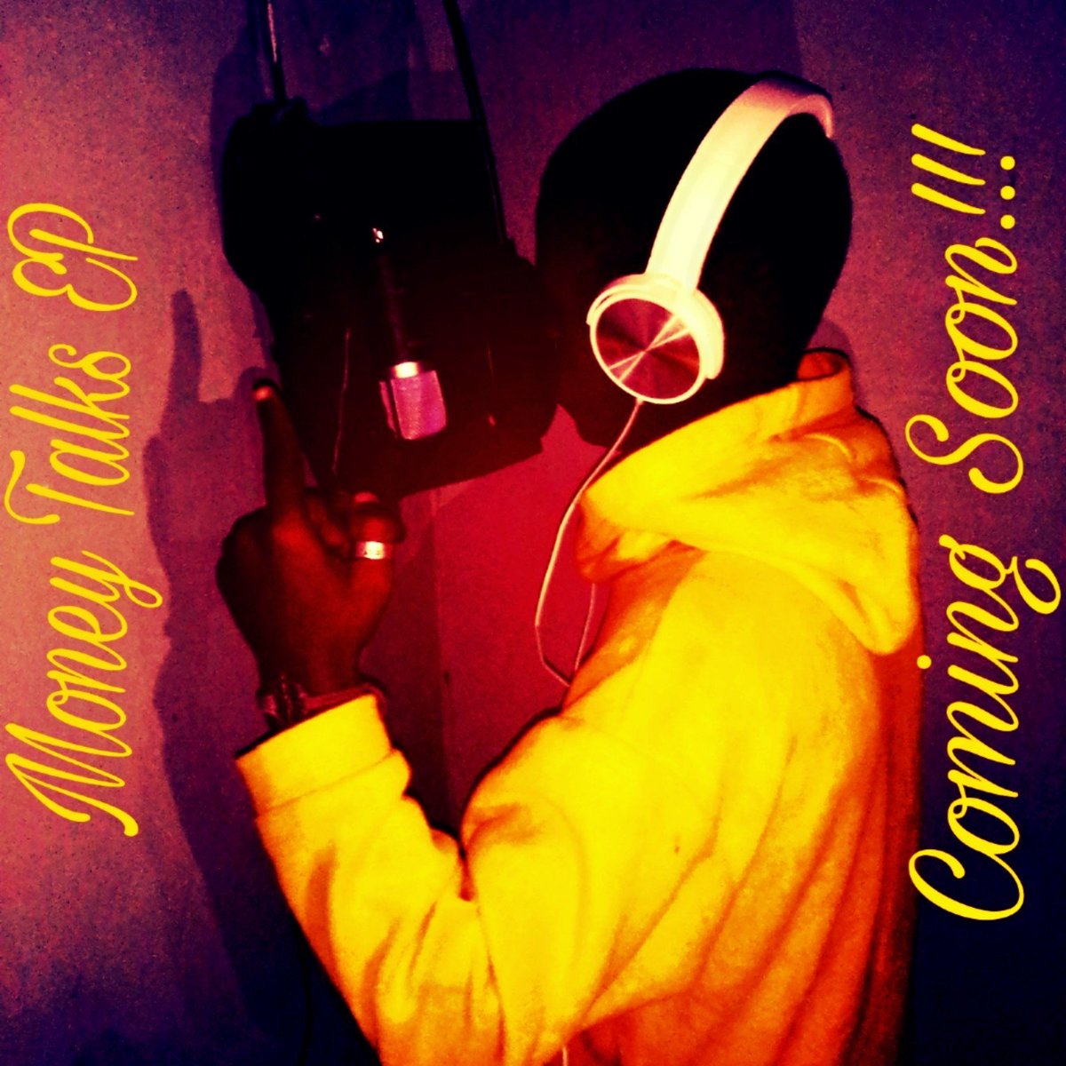 Thukziin_'s tweet photo. Hiphop music🎙over everything🌍❤🇿🇦🎶
#RaPLYF🎙🌍❤😊Just keep on winning &amp; Hustling🎙❤🤘🤙 https://t.co/pfrsvtXEfD