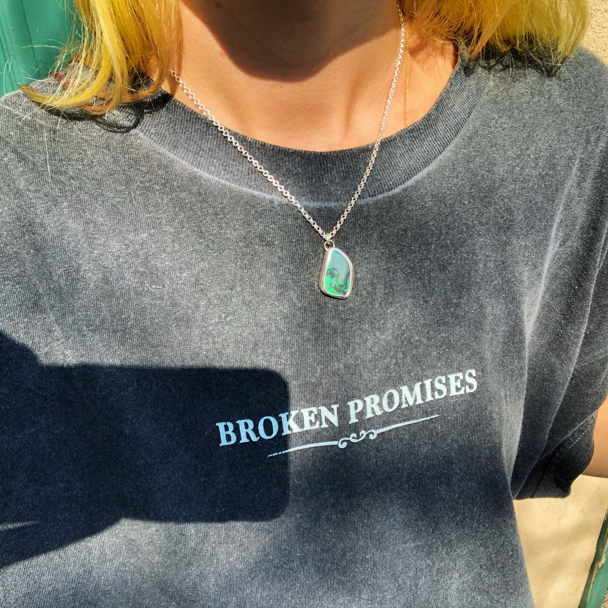 crystalskid's tweet photo. Lightning Ridge Opal Necklace ⭐️🌱 https://t.co/eJtxHDsSsd