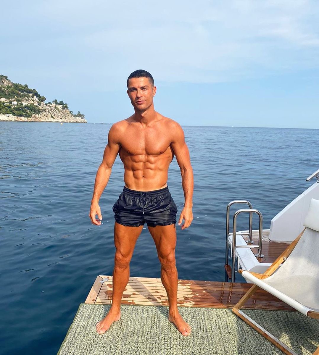 Cristiano Ronaldo - Cristiano Ronaldo News Biography ...